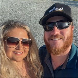 Meet your Posher, Hunter